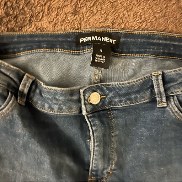 Unisex Jean shorts - Picture 2 of 3